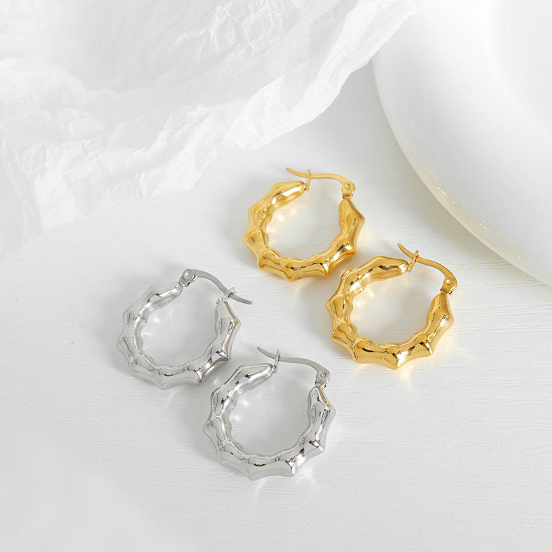 Fashionable Simple C-Shape with Embossed Design Earrings